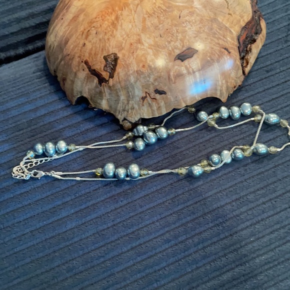 Vintage Monet double strand faux grey pearl and bead necklace. 16” - Picture 5 of 7